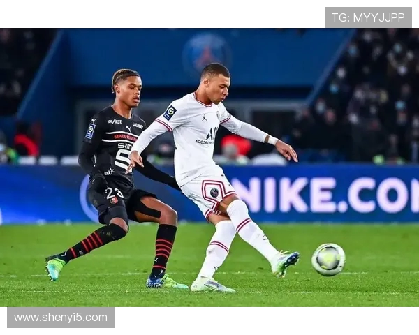 法甲-姆巴佩失单刀 巴黎0-1负雷恩!3分优势领跑